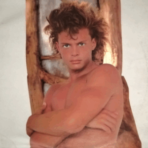 LUIS MIGUEL - Busca Una Mujer