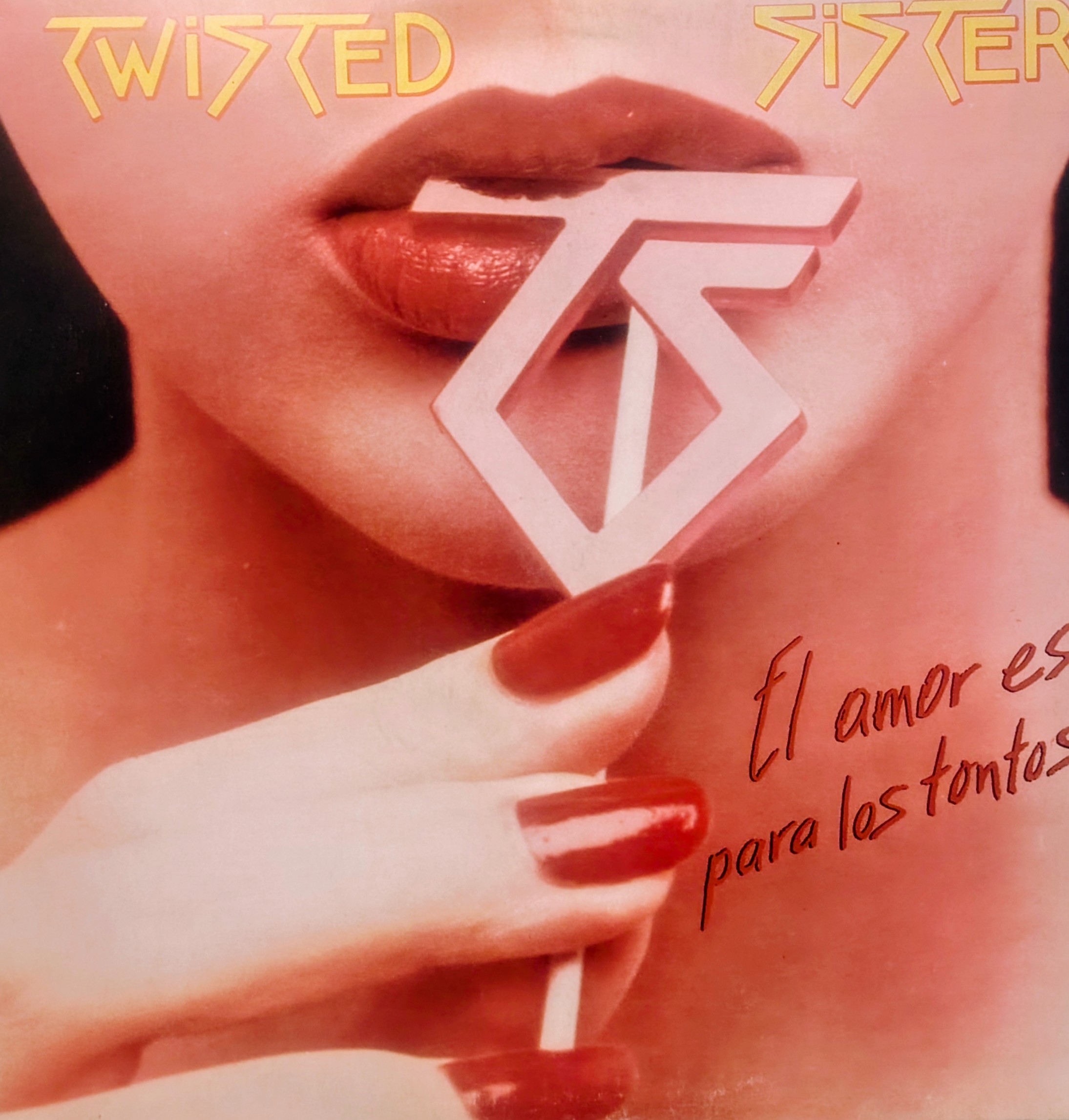 TWISTED SISTER - El Amor es Para los Tontos
